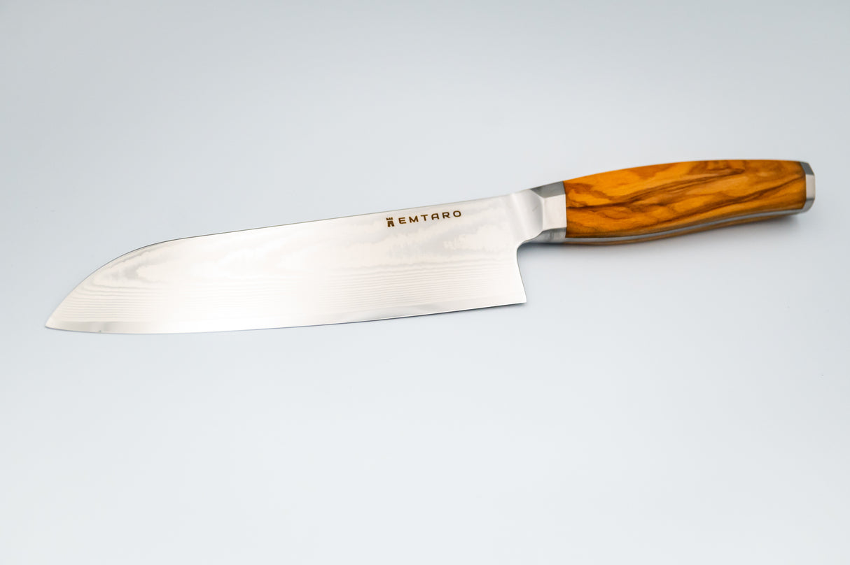 Santoku Damastmesser Kairo – 18 cm, 67 Lagen Damaststahl, Olivenholzgriff