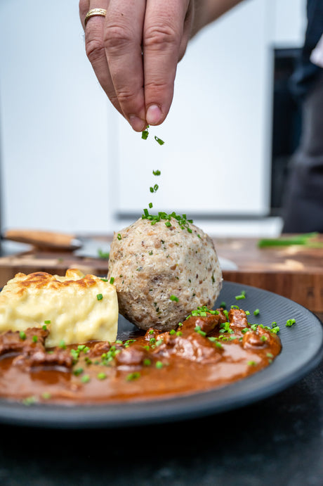 Schwabenteller – Maultasche, Gulasch und Speckknödel